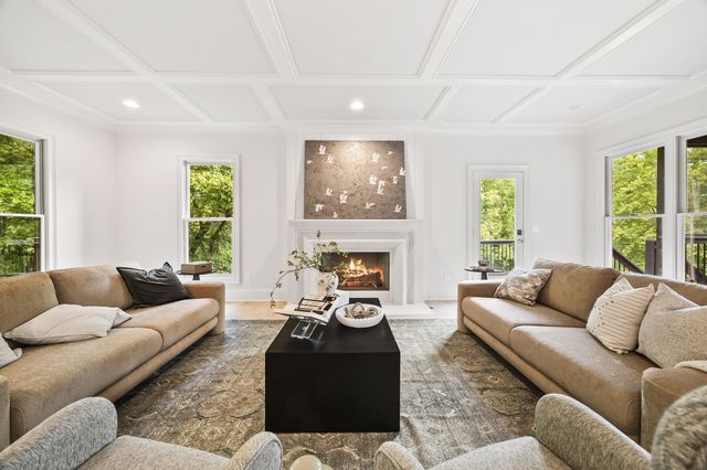 9316 Lake Shore Dr, Brentwood, TN 37027