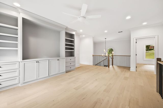 9316 Lake Shore Dr, Brentwood, TN 37027