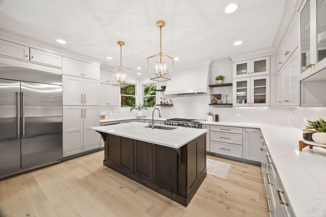 9316 Lake Shore Dr, Brentwood, TN 37027