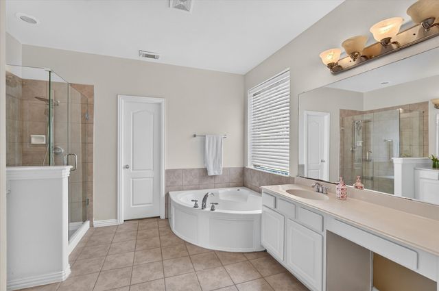822 Shadybrook Drive, Murphy, TX 75094