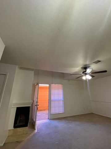 1305 West Villa Maria Road C105, Bryan, TX 77801