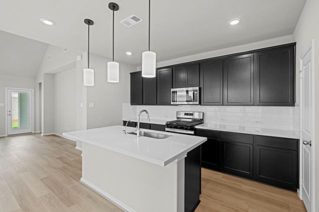9385 Cordial Circle, Montgomery, TX 77316