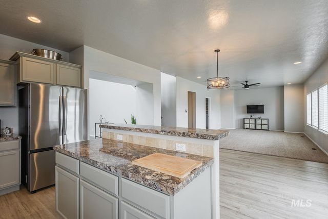 2515 Fallcrest St., Caldwell, ID 83607