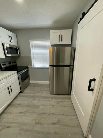 378 NW 2nd Way, Deerfield Beach, FL 33441