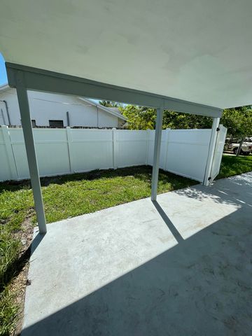 378 NW 2nd Way, Deerfield Beach, FL 33441
