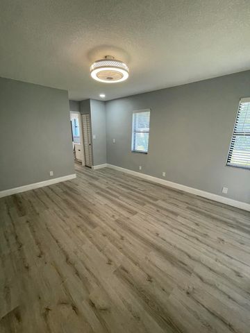 378 NW 2nd Way, Deerfield Beach, FL 33441