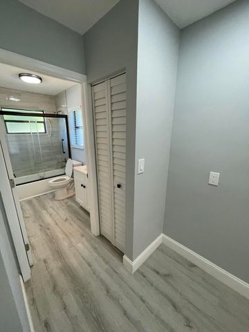 378 NW 2nd Way, Deerfield Beach, FL 33441