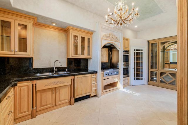 489 E San Jose Road, Palm Springs, CA 92264