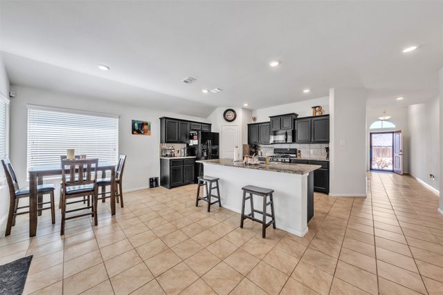 7304 Wavecrest Way, Fort Worth, TX 76179