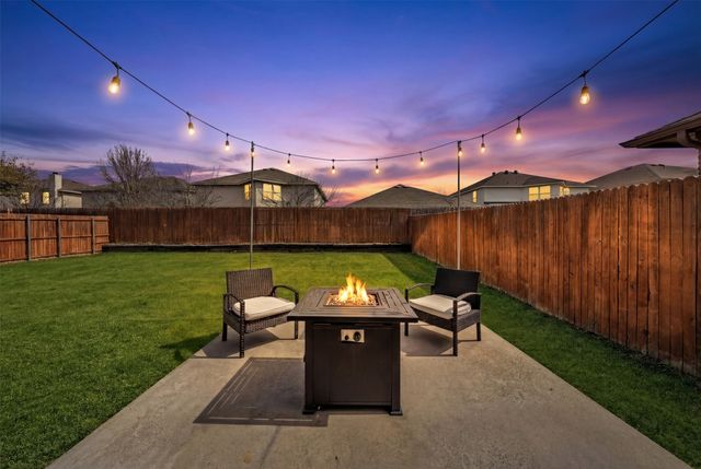 7304 Wavecrest Way, Fort Worth, TX 76179