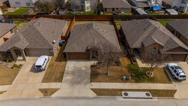 7304 Wavecrest Way, Fort Worth, TX 76179