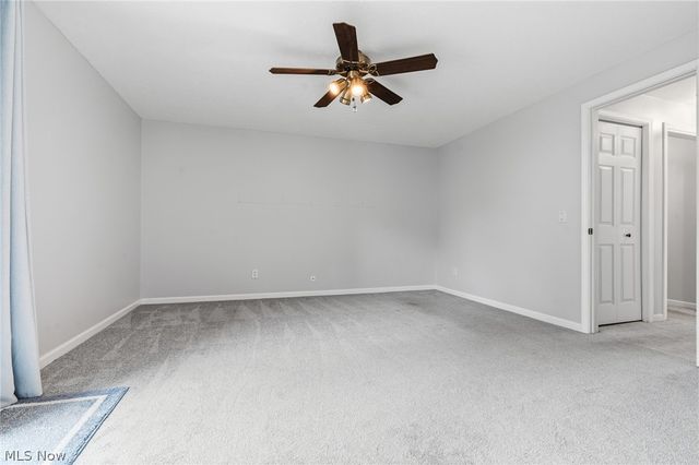 2215 Tamarack Circle NE, Canton, OH 44721