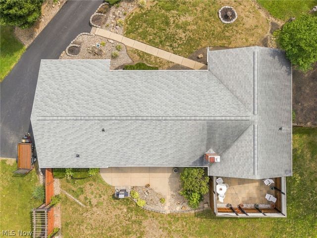 2215 Tamarack Circle NE, Canton, OH 44721