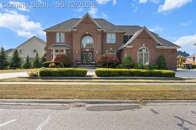 49501 Sandra Drive, Shelby Twp, MI 48315