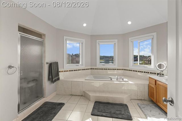 49501 Sandra Drive, Shelby Twp, MI 48315