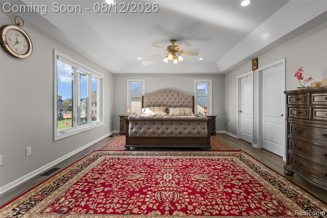 49501 Sandra Drive, Shelby Twp, MI 48315