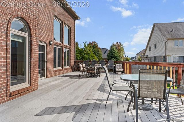 49501 Sandra Drive, Shelby Twp, MI 48315