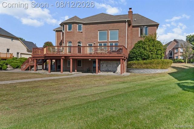 49501 Sandra Drive, Shelby Twp, MI 48315