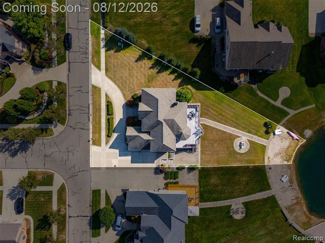 49501 Sandra Drive, Shelby Twp, MI 48315