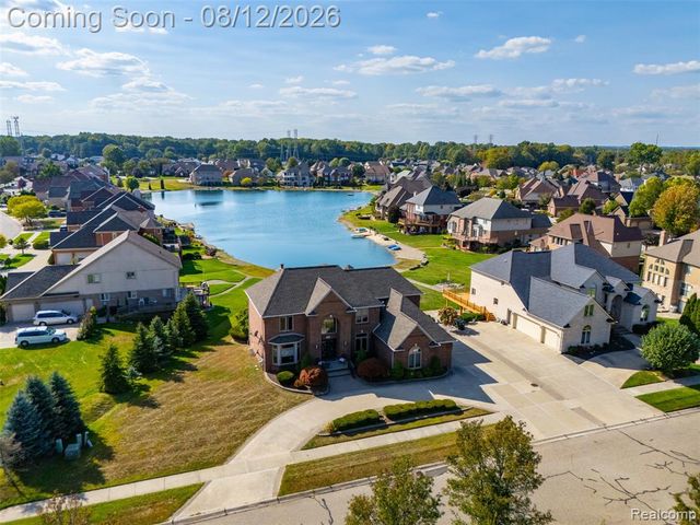 49501 Sandra Drive, Shelby Twp, MI 48315