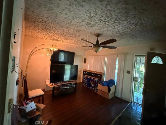 1307 S Grandee Avenue, Compton, CA 90220