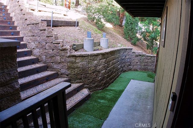 24757 Basel Drive, Crestline, CA 92325