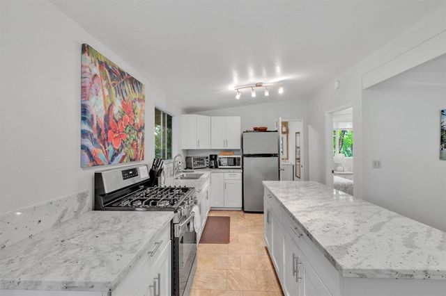 143 Alalele Pl, Hana, HI 96713