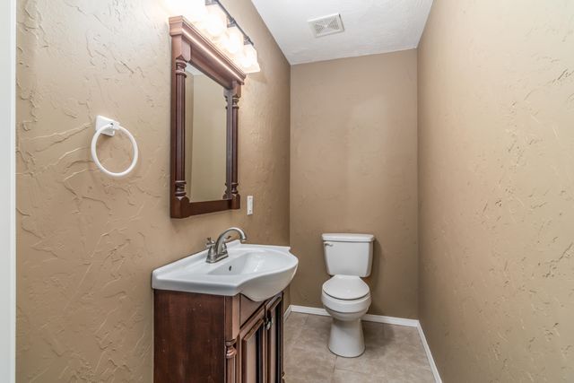 888 Melody Mountain Road, Cedarcreek, MO 65627