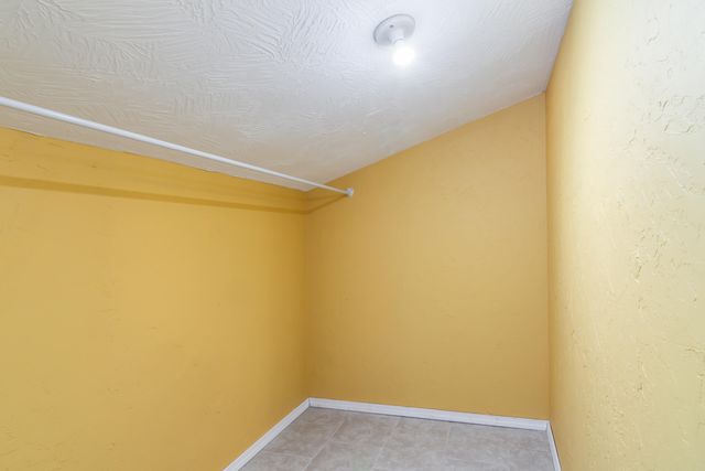 888 Melody Mountain Road, Cedarcreek, MO 65627