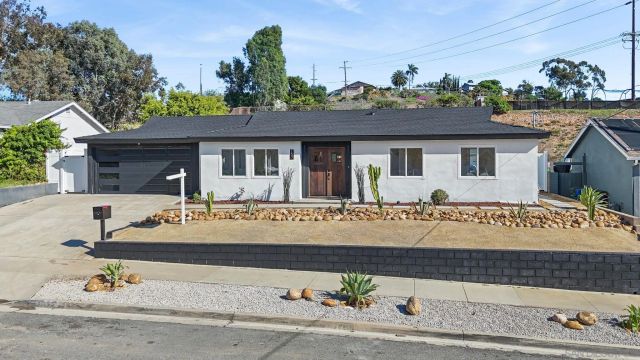 157 Thrasher Way, El Cajon, CA 92020