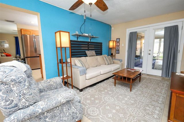 2725 HERTHA AVENUE, Orlando, FL 32826