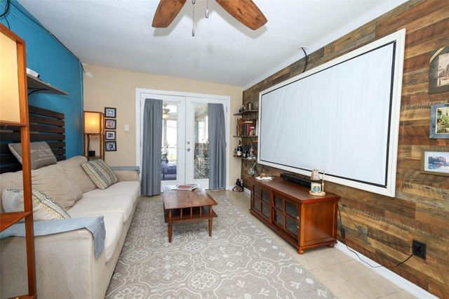 2725 HERTHA AVENUE, Orlando, FL 32826