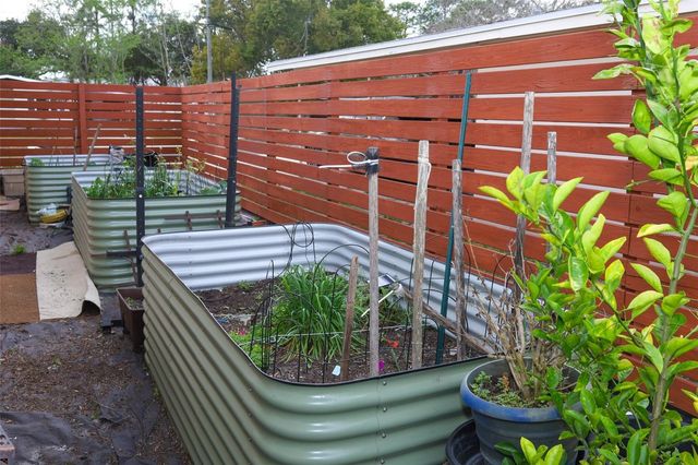 2725 HERTHA AVENUE, Orlando, FL 32826