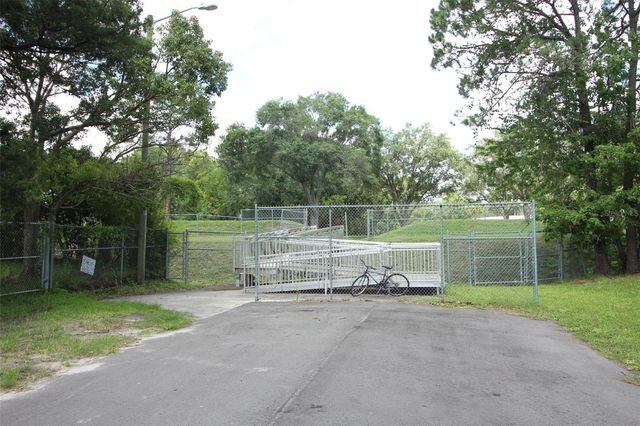 2725 HERTHA AVENUE, Orlando, FL 32826