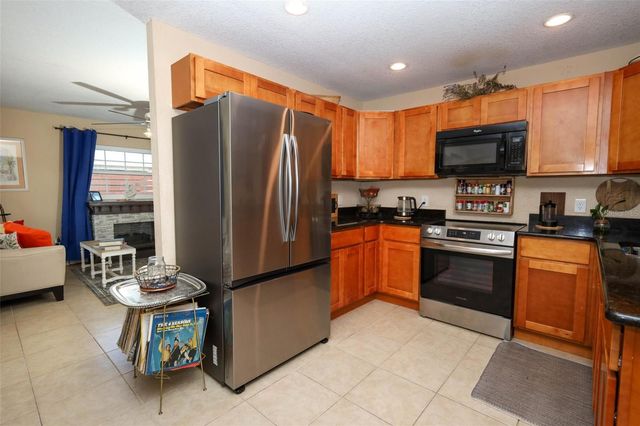 2725 HERTHA AVENUE, Orlando, FL 32826