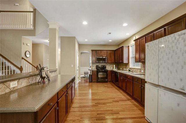 38 Greenview Drive, Newnan, GA 30265