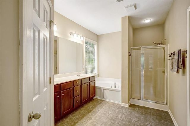 38 Greenview Drive, Newnan, GA 30265