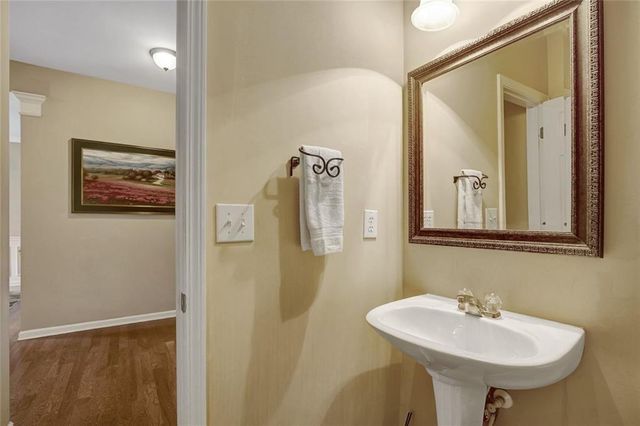 38 Greenview Drive, Newnan, GA 30265