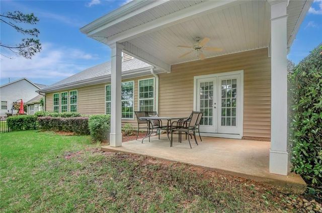 38 Greenview Drive, Newnan, GA 30265