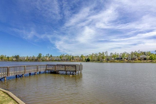 38 Greenview Drive, Newnan, GA 30265