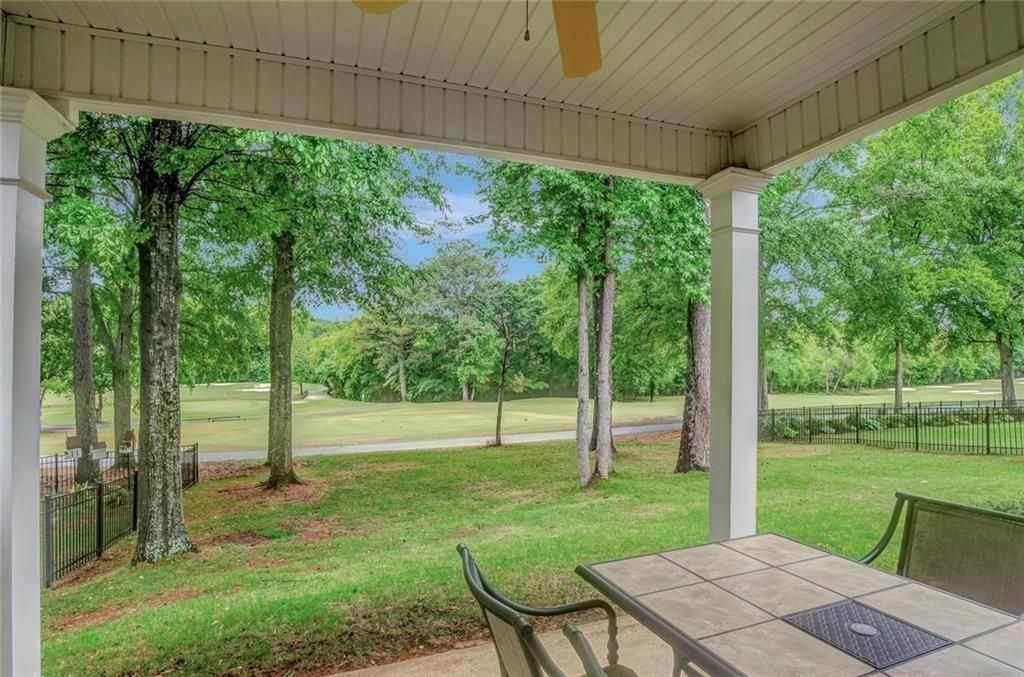 38 Greenview Drive, Newnan, GA 30265
