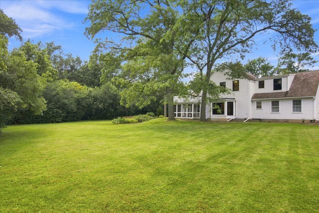 1810 South Lane, Northbrook, IL 60062