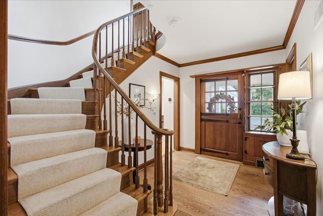 1810 South Lane, Northbrook, IL 60062