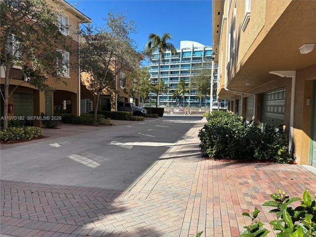 2981 NE 185th St 1802, Aventura, FL 33180