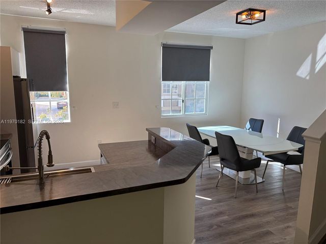 2981 NE 185th St 1802, Aventura, FL 33180