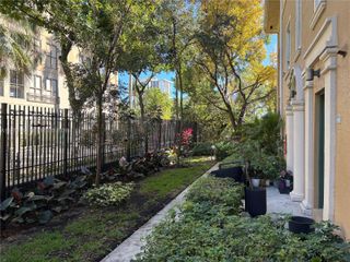 2981 NE 185th St 1802, Aventura, FL 33180