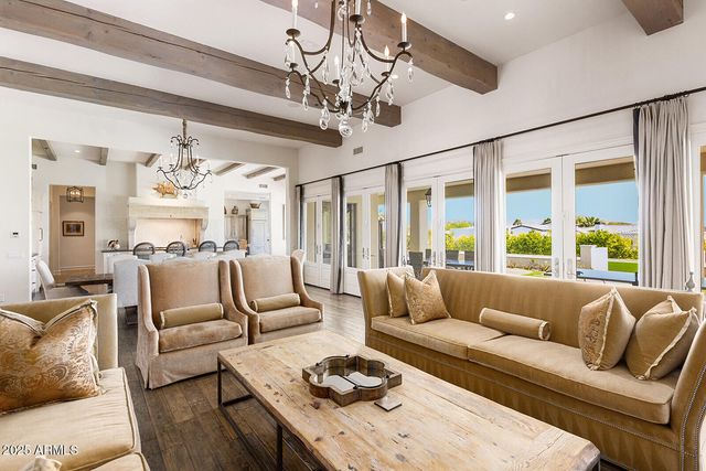 8531 N 49TH Street, Paradise Valley, AZ 85253