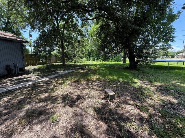 1637 15th Street, Port Arthur, TX 77640