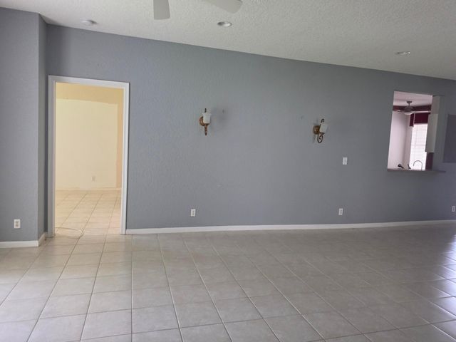 7953 Laina Lane 1, Boynton Beach, FL 33437