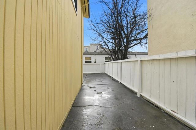 1236 Portland, Albany, CA 94706